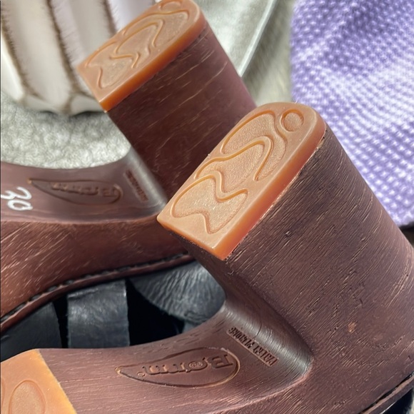 NWT Born heeled shoe! - Picture 6 of 9